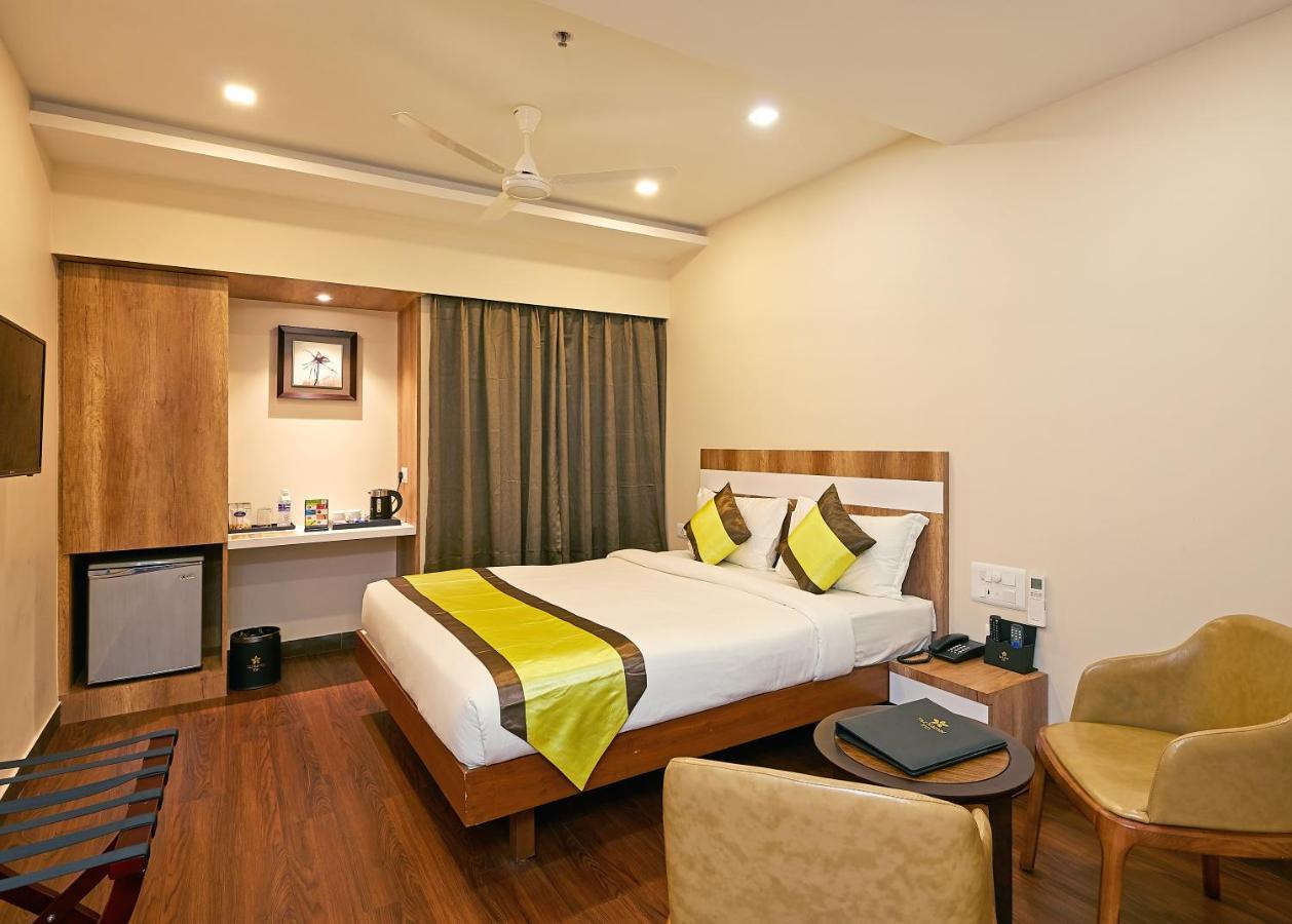 Taz Kamar Family Inn