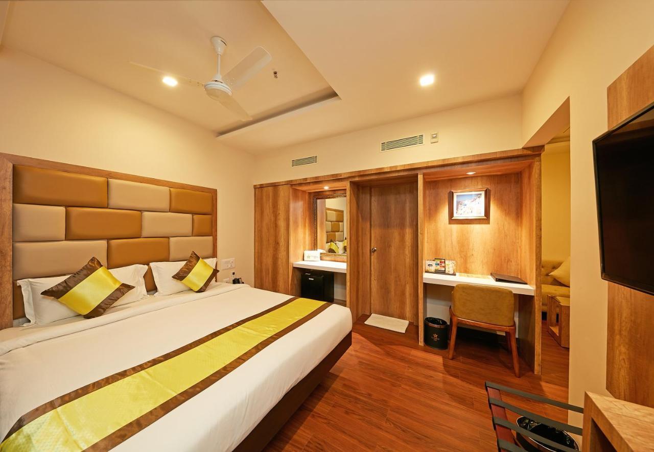 Taz Kamar Family 3* Chennai